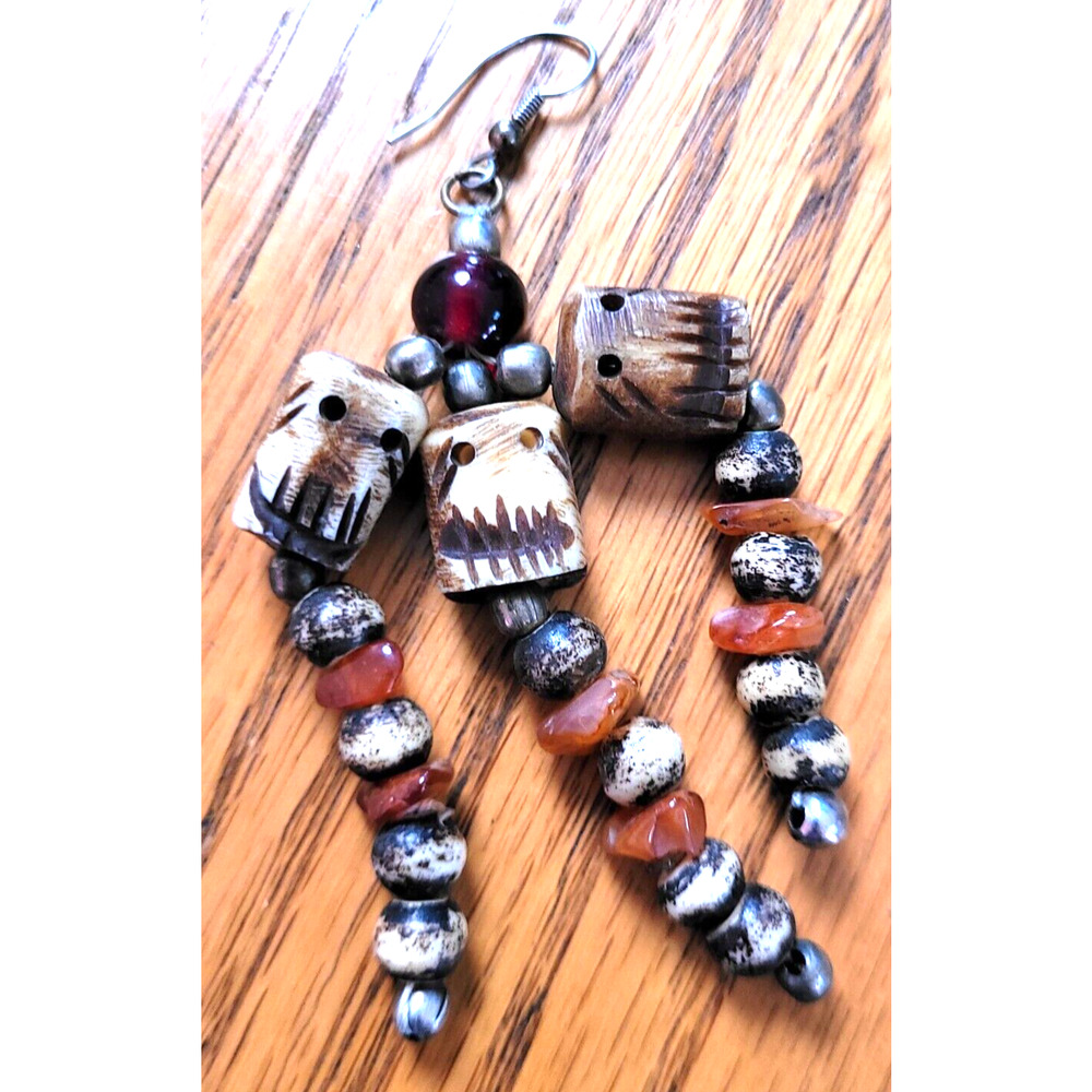 Ethnic Earrings Native Carved Skull Mala Tribal Agate Chips Dangle Boho Goth 4" - Picture 7 of 7